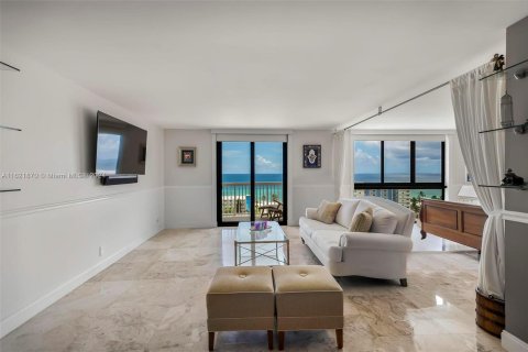 Copropriété à vendre à Hollywood, Floride: 2 chambres, 116.5 m2 № 1272446 - photo 7