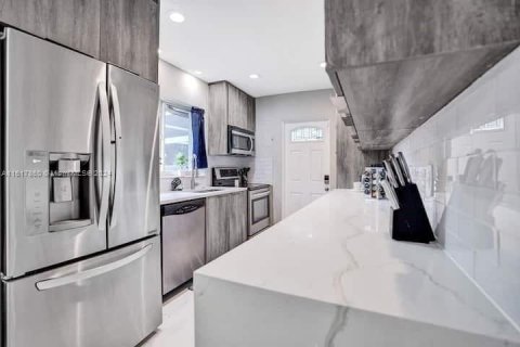 Casa en venta en Hollywood, Florida, 4 dormitorios, 146.97 m2 № 1239191 - foto 27