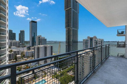 Apartamento en alquiler en Miami, Florida, 2 dormitorios, 112.88 m2 № 1293428 - foto 8