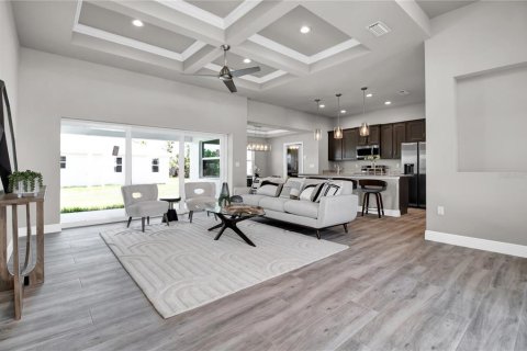 Villa ou maison à vendre à Port Charlotte, Floride: 3 chambres, 150.69 m2 № 528353 - photo 6