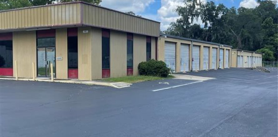Commercial property in Ocala, Florida № 665960