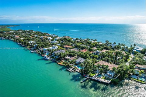 Villa ou maison à vendre à Key Biscayne, Floride: 7 chambres, 652.82 m2 № 812938 - photo 2