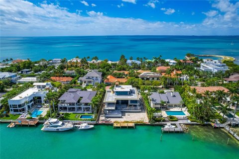 Villa ou maison à vendre à Key Biscayne, Floride: 7 chambres, 652.82 m2 № 812938 - photo 12