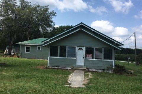 House in Groveland, Florida 4 bedrooms, 186.18 sq.m. № 1313356 - photo 1