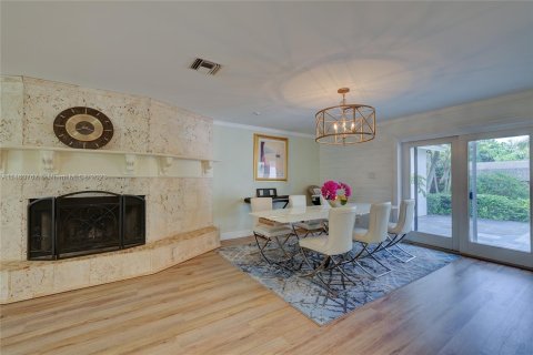 Villa ou maison à vendre à Davie, Floride: 3 chambres, 259.75 m2 № 756240 - photo 11