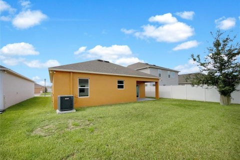 House in Davenport, Florida 3 bedrooms, 149.02 sq.m. № 1312983 - photo 8