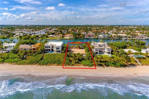 Villa ou maison à vendre à Hillsboro Beach, Floride: 8 chambres, 693.79 m2 № 691318 - photo 17