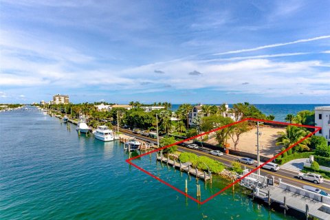 Villa ou maison à vendre à Hillsboro Beach, Floride: 8 chambres, 693.79 m2 № 691318 - photo 15