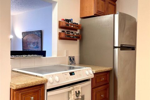 Condo in Deerfield Beach, Florida, 1 bedroom  № 950062 - photo 19