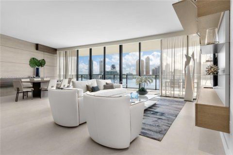 Condo in Aventura, Florida, 2 bedrooms  № 1221746 - photo 2