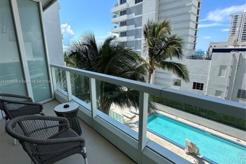 Copropriété à vendre à Miami Beach, Floride: 49.98 m2 № 1221733 - photo 10