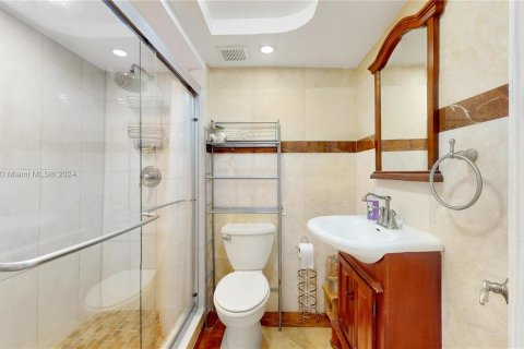 Copropriété à vendre à Miami Beach, Floride: 1 chambre, 97.18 m2 № 1281259 - photo 21