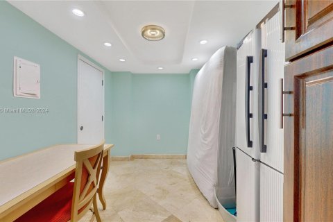 Condominio en venta en Miami Beach, Florida, 1 dormitorio, 97.18 m2 № 1281259 - foto 19