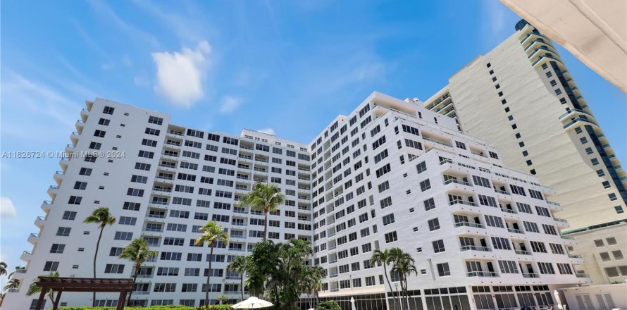 Condo à Miami Beach, Floride, 1 chambre  № 1281259