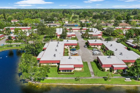 Villa ou maison à vendre à Lake Worth, Floride: 2 chambres, 101.08 m2 № 804742 - photo 5