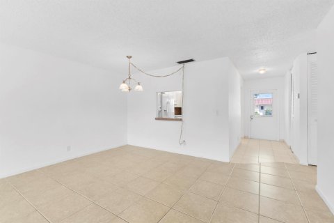 Casa en venta en Lake Worth, Florida, 2 dormitorios, 101.08 m2 № 804742 - foto 26