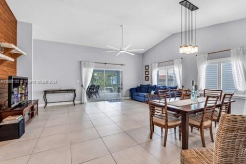 Villa ou maison à vendre à Key Largo, Floride: 3 chambres, 148.27 m2 № 1177716 - photo 18