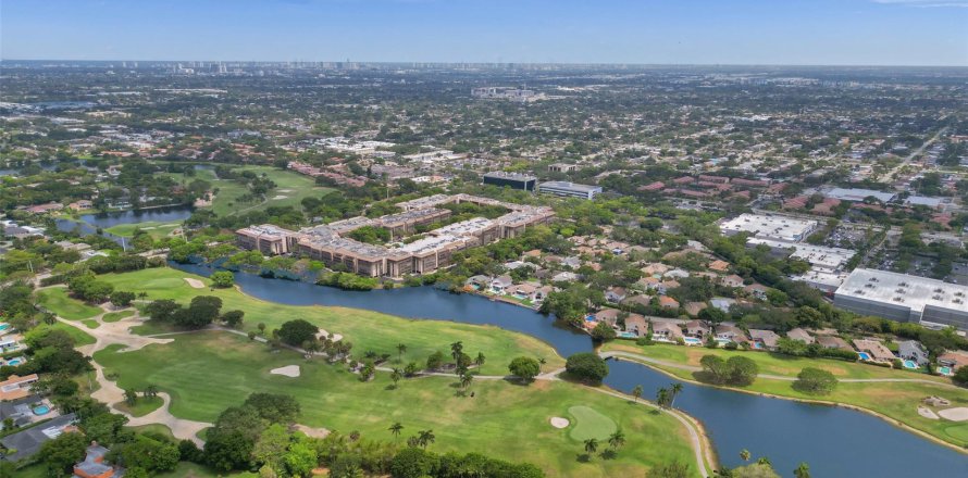 Condo in Hollywood, Florida, 2 bedrooms  № 1224589