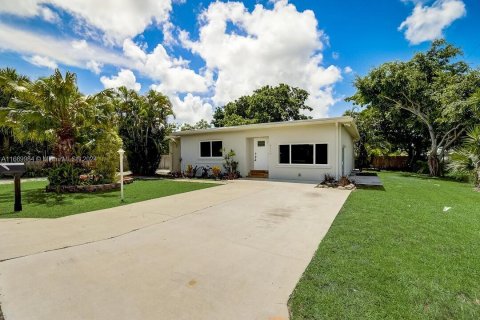 Villa ou maison à vendre à West Palm Beach, Floride: 4 chambres, 134.24 m2 № 1389769 - photo 5