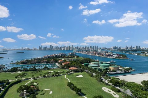 Condominio en venta en Miami Beach, Florida, 7 dormitorios, 912.86 m2 № 1280945 - foto 2