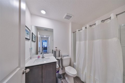 Touwnhouse à louer à Tampa, Floride: 3 chambres, 158.77 m2 № 1354213 - photo 24