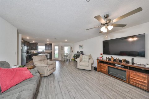 Townhouse in Tampa, Florida 3 bedrooms, 158.77 sq.m. № 1354213 - photo 9