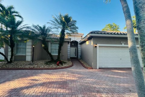 Casa en venta en Pembroke Pines, Florida, 4 dormitorios, 226.96 m2 № 1221575 - foto 25