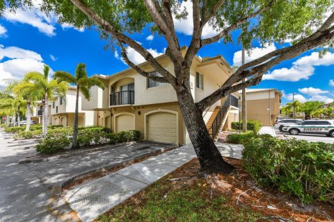 Condominio en venta en Royal Palm Beach, Florida, 3 dormitorios, 115.85 m2 № 1221532 - foto 13