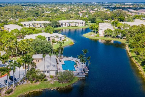 Condominio en venta en Royal Palm Beach, Florida, 3 dormitorios, 115.85 m2 № 1221532 - foto 2