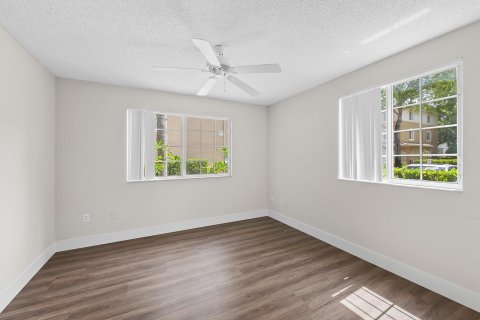 Condominio en venta en Royal Palm Beach, Florida, 3 dormitorios, 115.85 m2 № 1221532 - foto 22