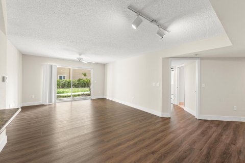 Condominio en venta en Royal Palm Beach, Florida, 3 dormitorios, 115.85 m2 № 1221532 - foto 27
