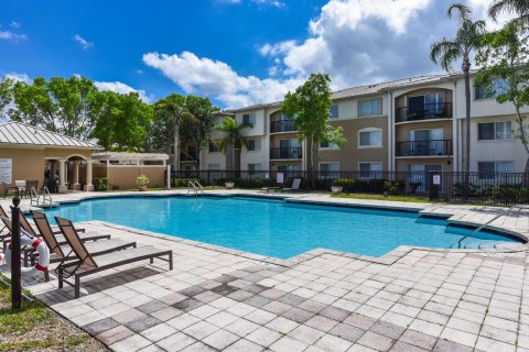 Condominio en venta en Royal Palm Beach, Florida, 3 dormitorios, 115.85 m2 № 1221532 - foto 12