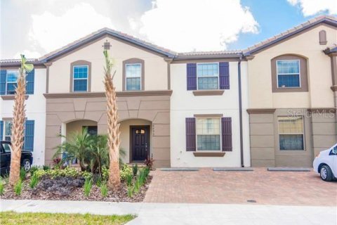 Townhouse in Kissimmee, Florida 5 bedrooms, 210.24 sq.m. № 288426 - photo 2