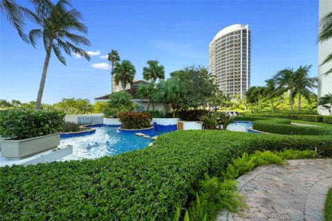 Condominio en venta en Aventura, Florida, 2 dormitorios, 140.1 m2 № 1185977 - foto 26