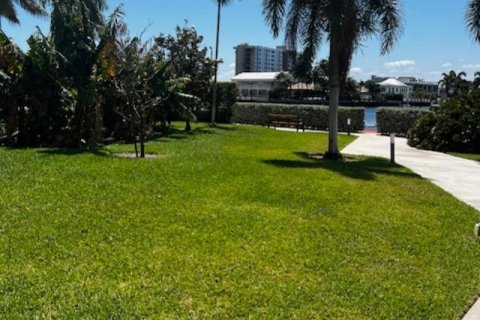 Condo in Fort Lauderdale, Florida, 2 bedrooms  № 1104433 - photo 27