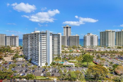 Condo in Fort Lauderdale, Florida, 2 bedrooms  № 1104433 - photo 8