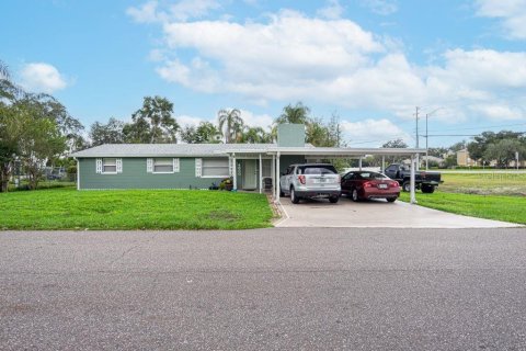 House in Lakeland, Florida 3 bedrooms, 128.48 sq.m. № 1393902 - photo 2