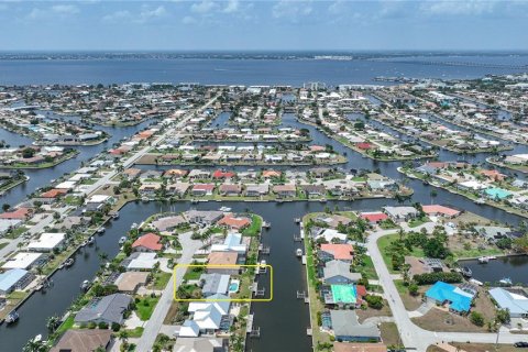 Villa ou maison à vendre à Punta Gorda, Floride: 3 chambres, 165.55 m2 № 1195101 - photo 29