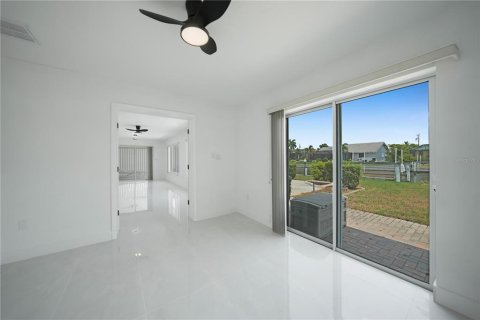 Casa en venta en Punta Gorda, Florida, 3 dormitorios, 165.55 m2 № 1195101 - foto 19