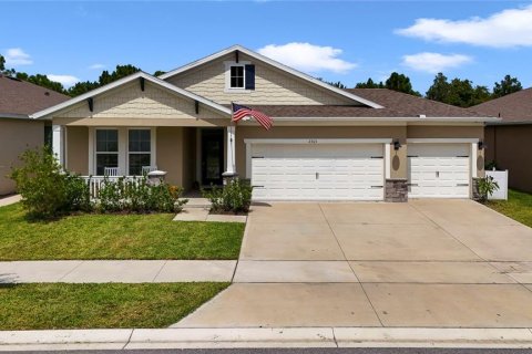 House in Saint Cloud, Florida 4 bedrooms, 195.65 sq.m. № 1385253 - photo 1