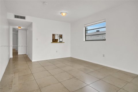 Copropriété à vendre à Miami Beach, Floride: 2 chambres, 80.92 m2 № 1288984 - photo 9