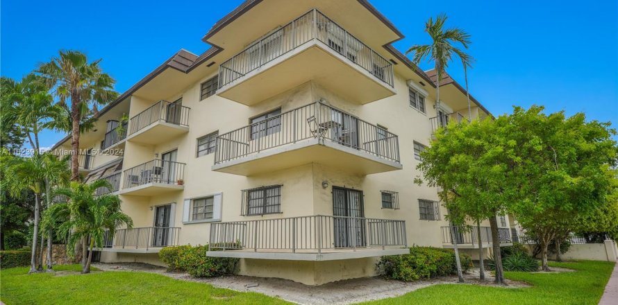 Condo à Miami Beach, Floride, 2 chambres  № 1288984