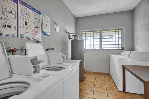 Copropriété à vendre à Miami Beach, Floride: 2 chambres, 80.92 m2 № 1288984 - photo 19