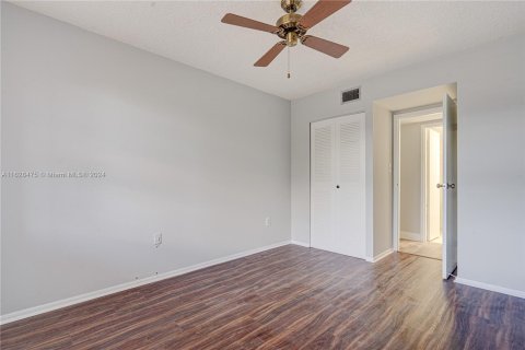 Copropriété à vendre à Deerfield Beach, Floride: 2 chambres, 88.26 m2 № 1288836 - photo 18