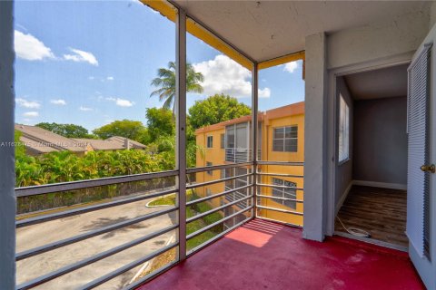 Copropriété à vendre à Deerfield Beach, Floride: 2 chambres, 88.26 m2 № 1288836 - photo 8