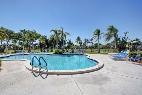 Villa ou maison à vendre à Lake Worth, Floride: 2 chambres, 148.92 m2 № 1216161 - photo 5