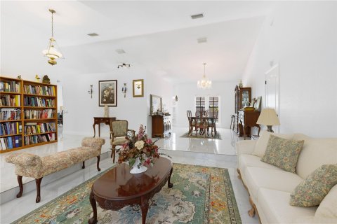 Casa en venta en Miami, Florida, 4 dormitorios, 253.9 m2 № 1360654 - foto 15