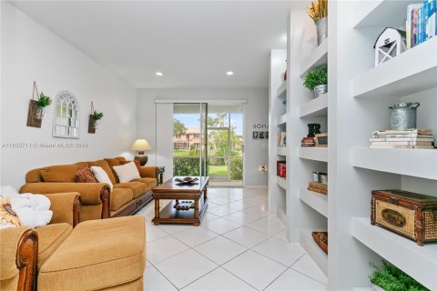 Casa en venta en Coral Springs, Florida, 4 dormitorios, 185.06 m2 № 1272240 - foto 4