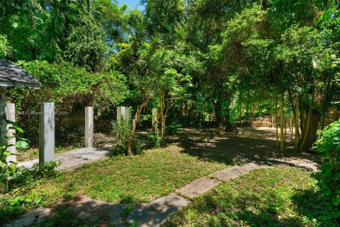 Villa ou maison à vendre à Miami, Floride: 4 chambres, 166.57 m2 № 1325844 - photo 18