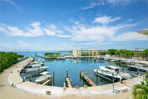 Condominio en venta en Key Largo, Florida, 4 dormitorios, 244.8 m2 № 1237666 - foto 27